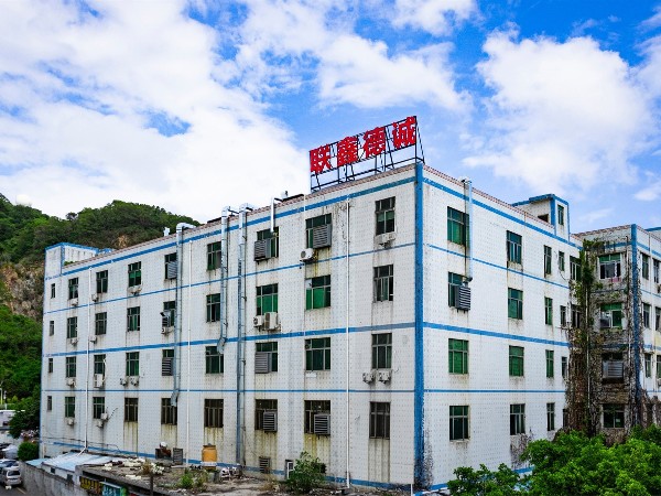 數(shù)據(jù)線OEM加工源頭廠家，聯(lián)鑫德誠數(shù)據(jù)線廠家